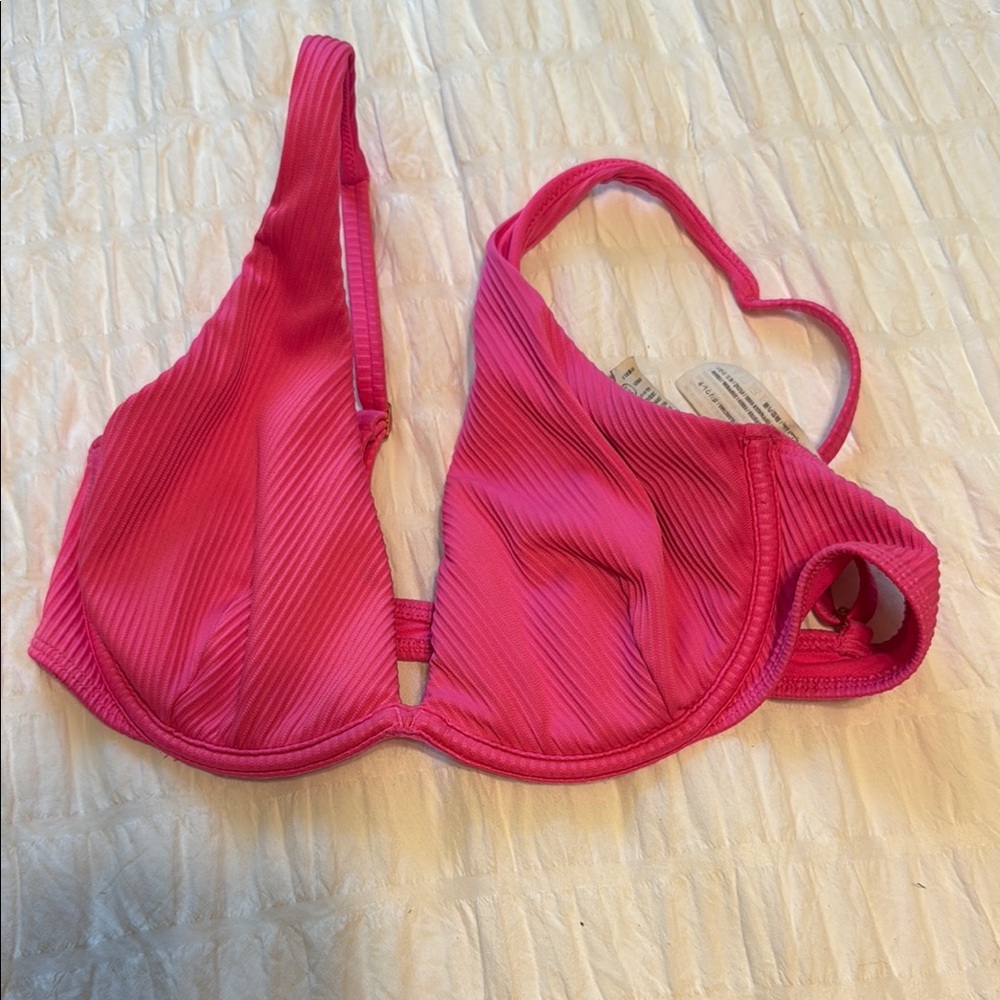 Hollister Pink swim top with Underwire Support